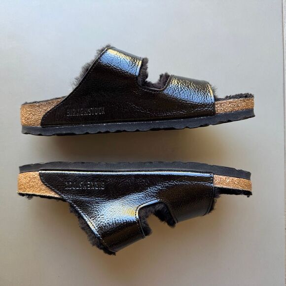 Birkenstock Arizona Shearling Eyelet Sandals Womens 38EU or 7US Shiny Black Gold - Picture 6 of 13